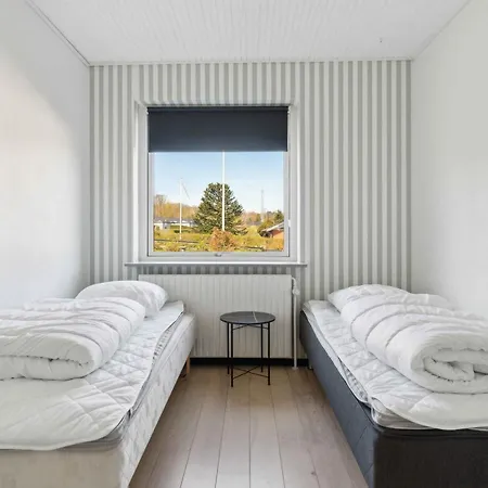 Villa Modern With Sea View In Tejn *