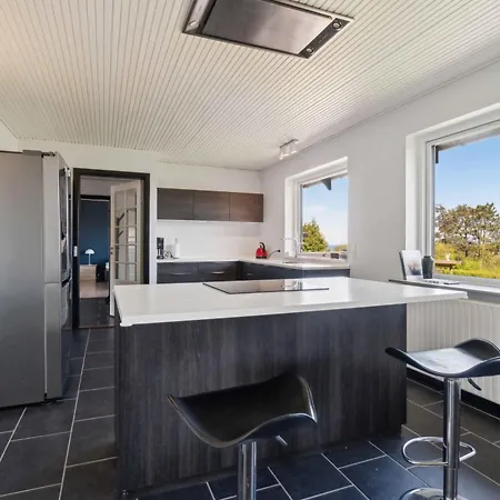 Villa Modern With Sea View In Tejn Sandkås