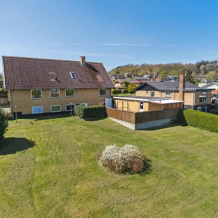 Modern With Sea View In Tejn